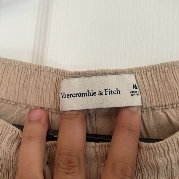 Abercrombie & Fitch pant size medium beige tan open flow pants bottoms long cute - Picture 4 of 11